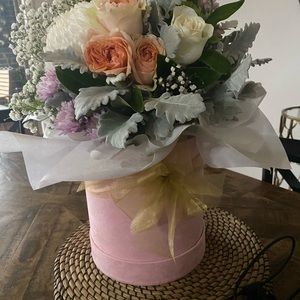 Meet your Posher, Val